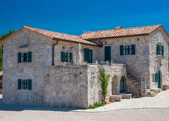 Oravec Mit Garten- Grill Und Terrasse By Interhome בית נופש *