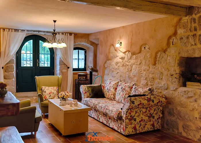 בית נופש Oravec Mit Garten- Grill Und Terrasse By Interhome