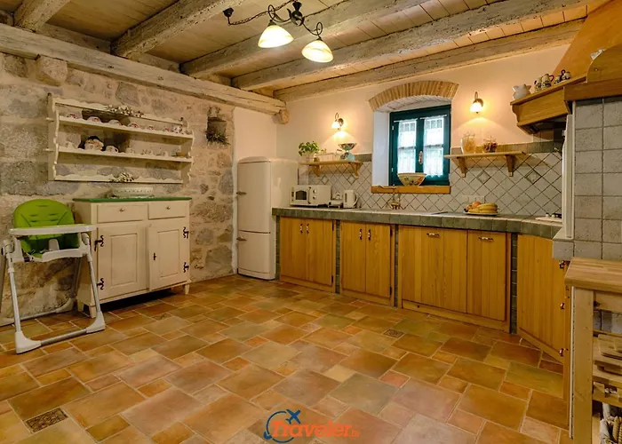 Oravec Mit Garten- Grill Und Terrasse By Interhome בית נופש *