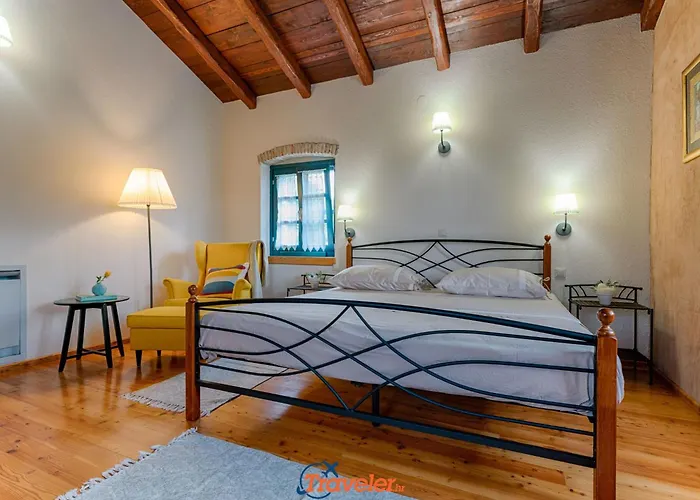 Oravec Mit Garten- Grill Und Terrasse By Interhome *