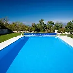 Oravec Mit Garten- Grill Und Terrasse By Interhome Tatil Evi *